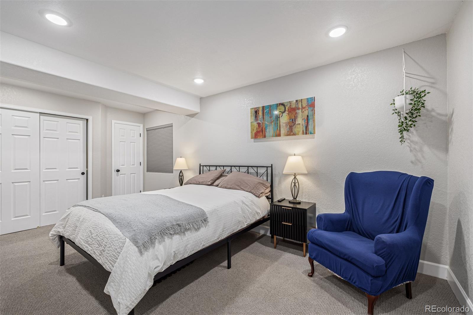 4351 Applecrest Circle