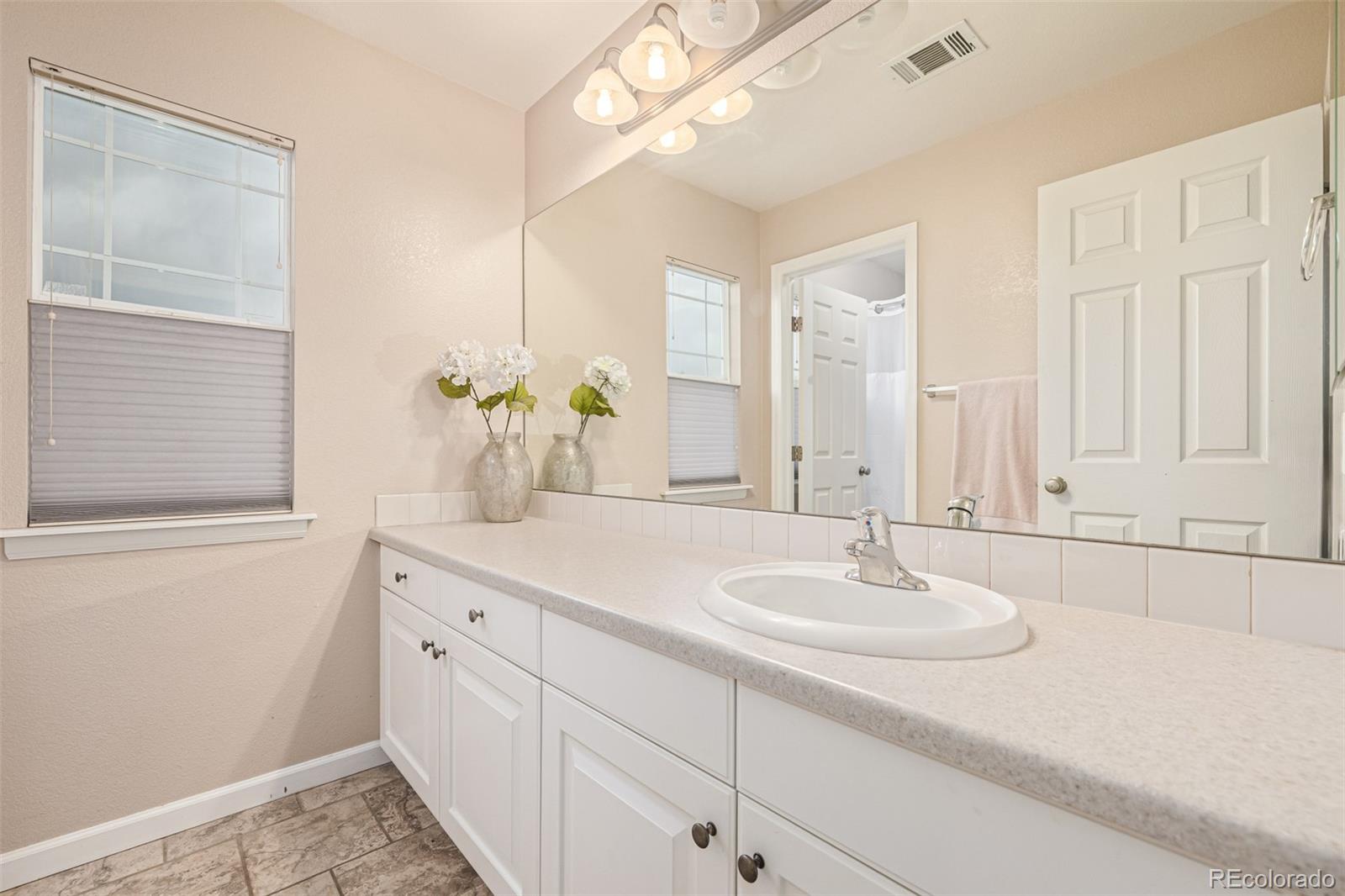 4351 Applecrest Circle