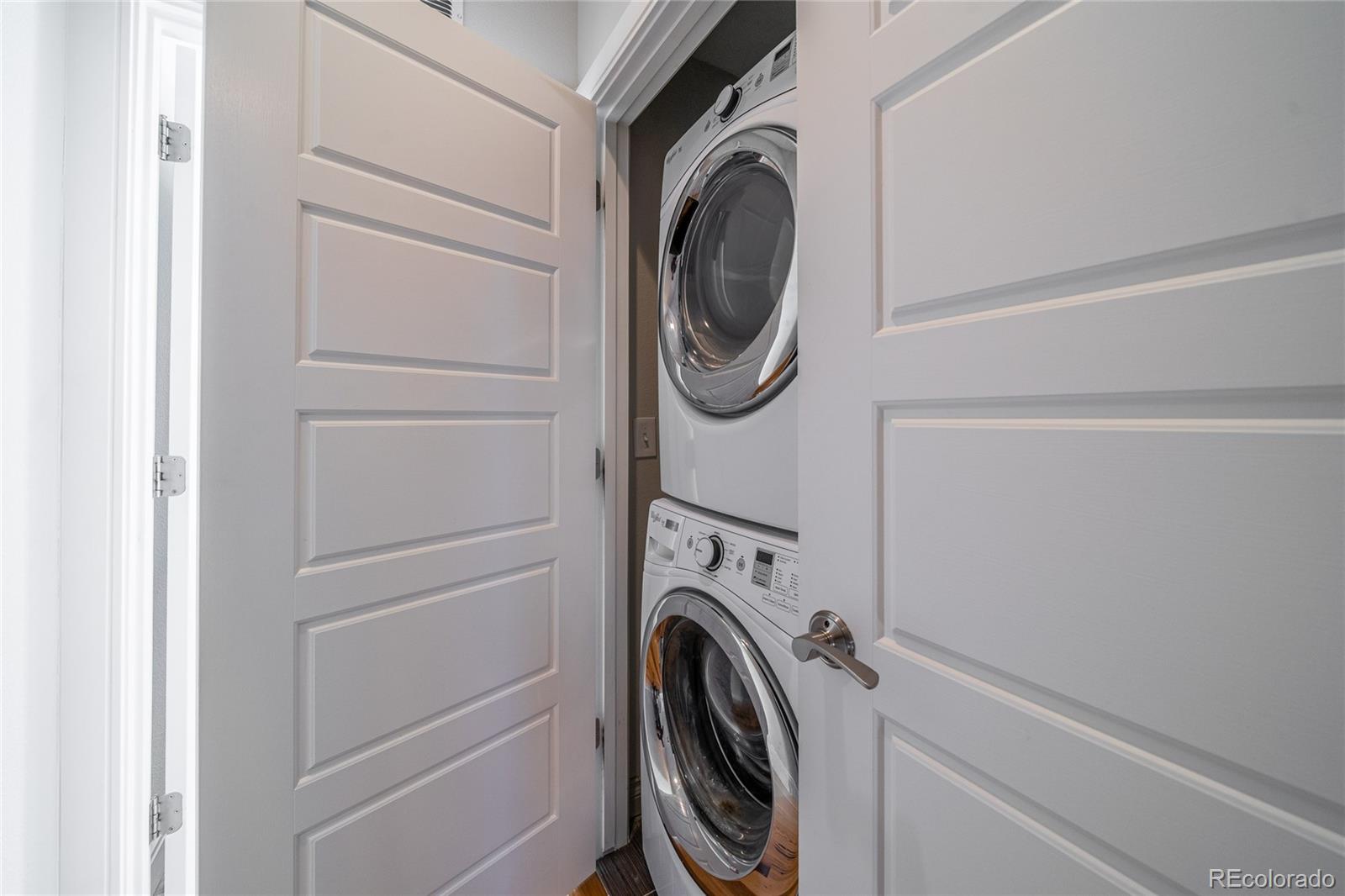 1818 Clarkson Street Unit: 105