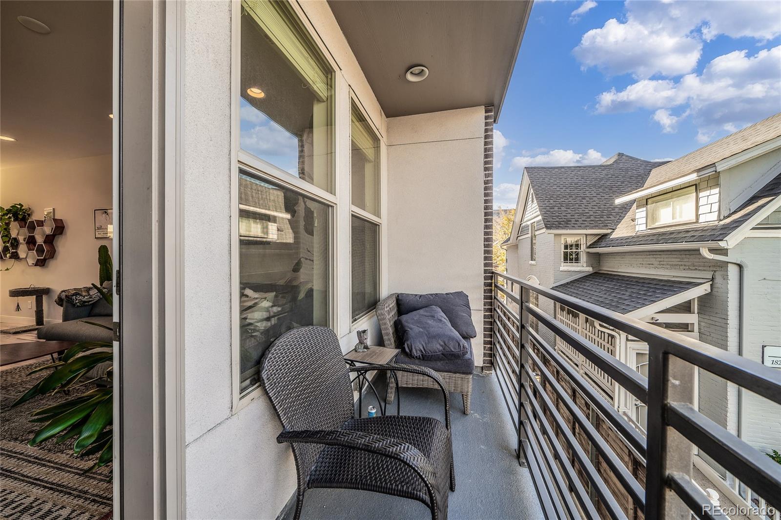 1818 Clarkson Street Unit: 105