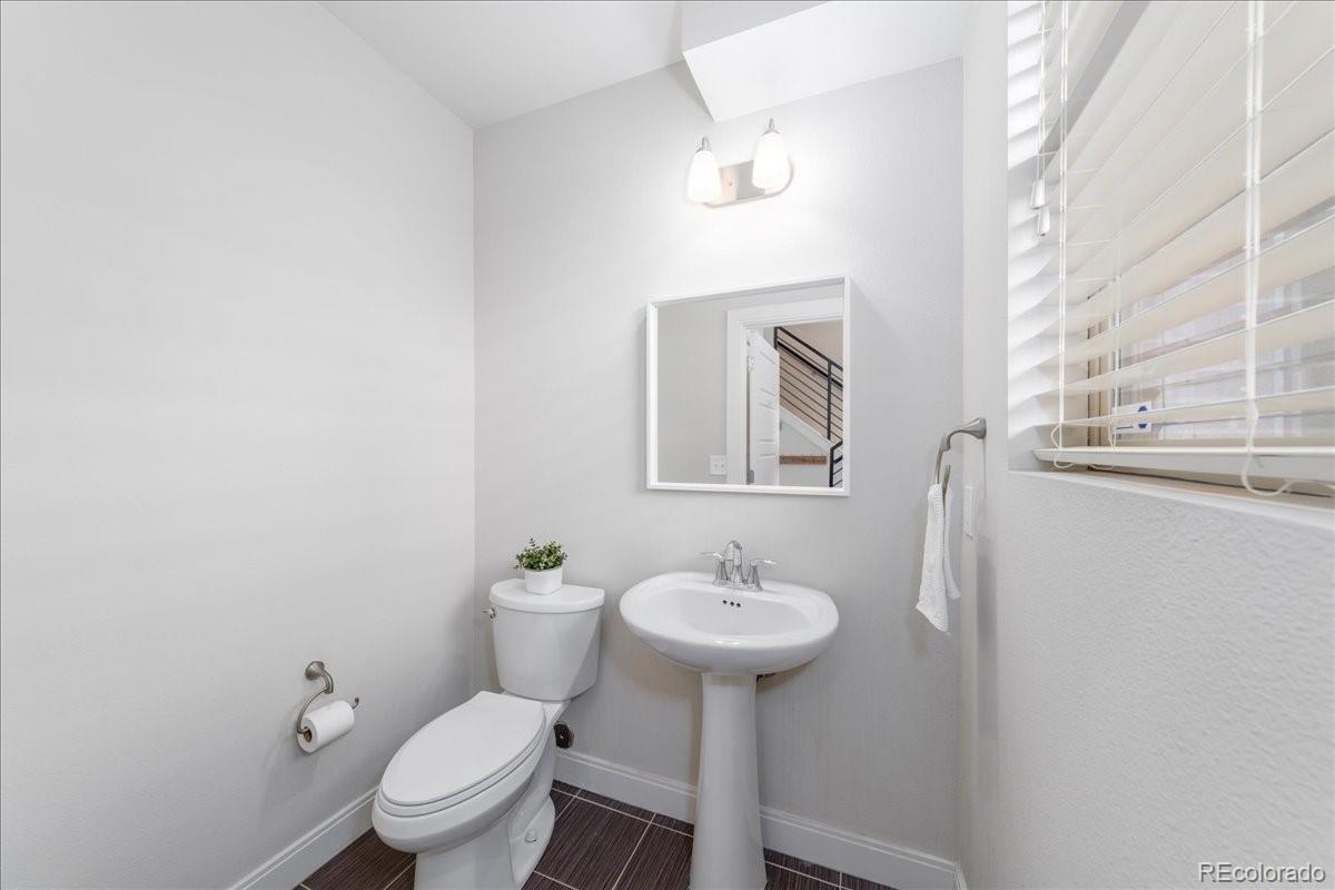 1818 Clarkson Street Unit: 105