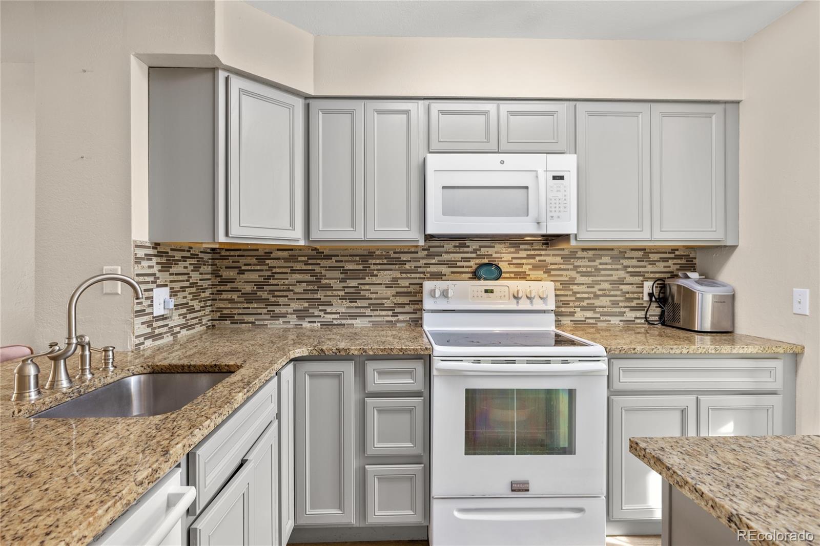 19761 Summerset Lane