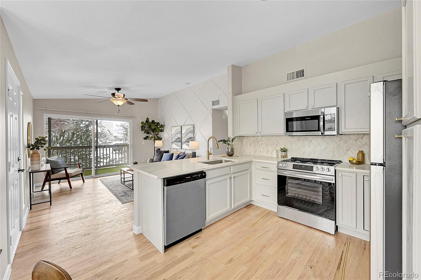 8655 W Berry Avenue Unit: 202