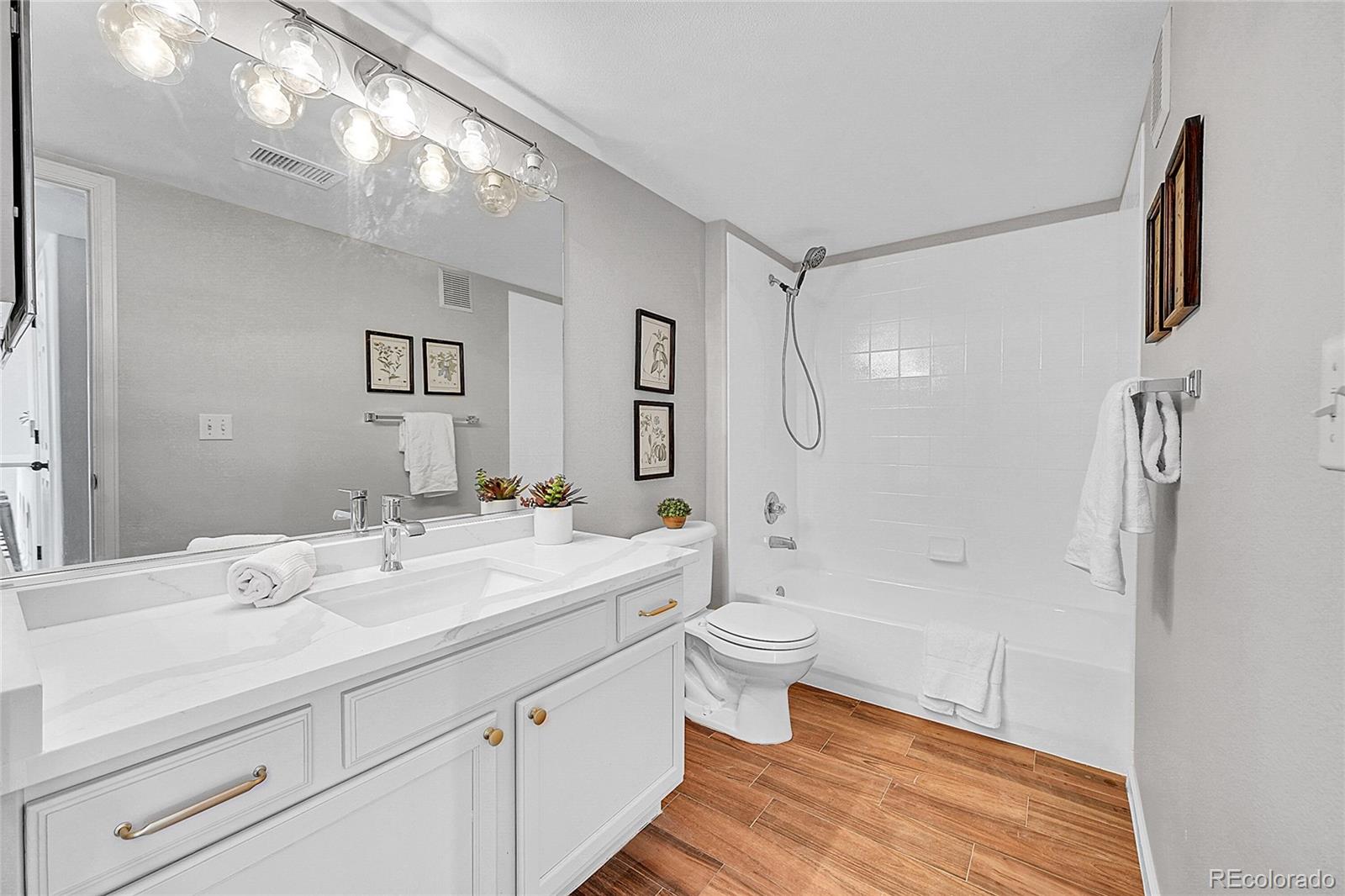 8655 W Berry Avenue Unit: 202