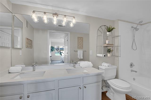 8655 W Berry Avenue Unit: 202