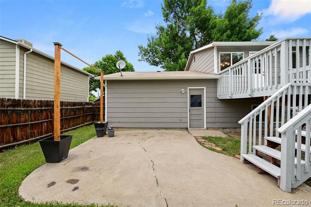 9196 W Maplewood Avenue