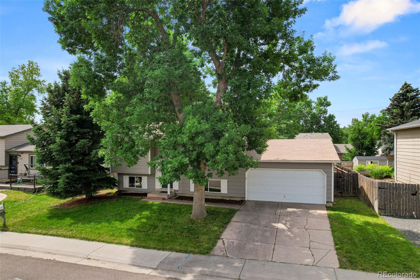 9196 W Maplewood Avenue