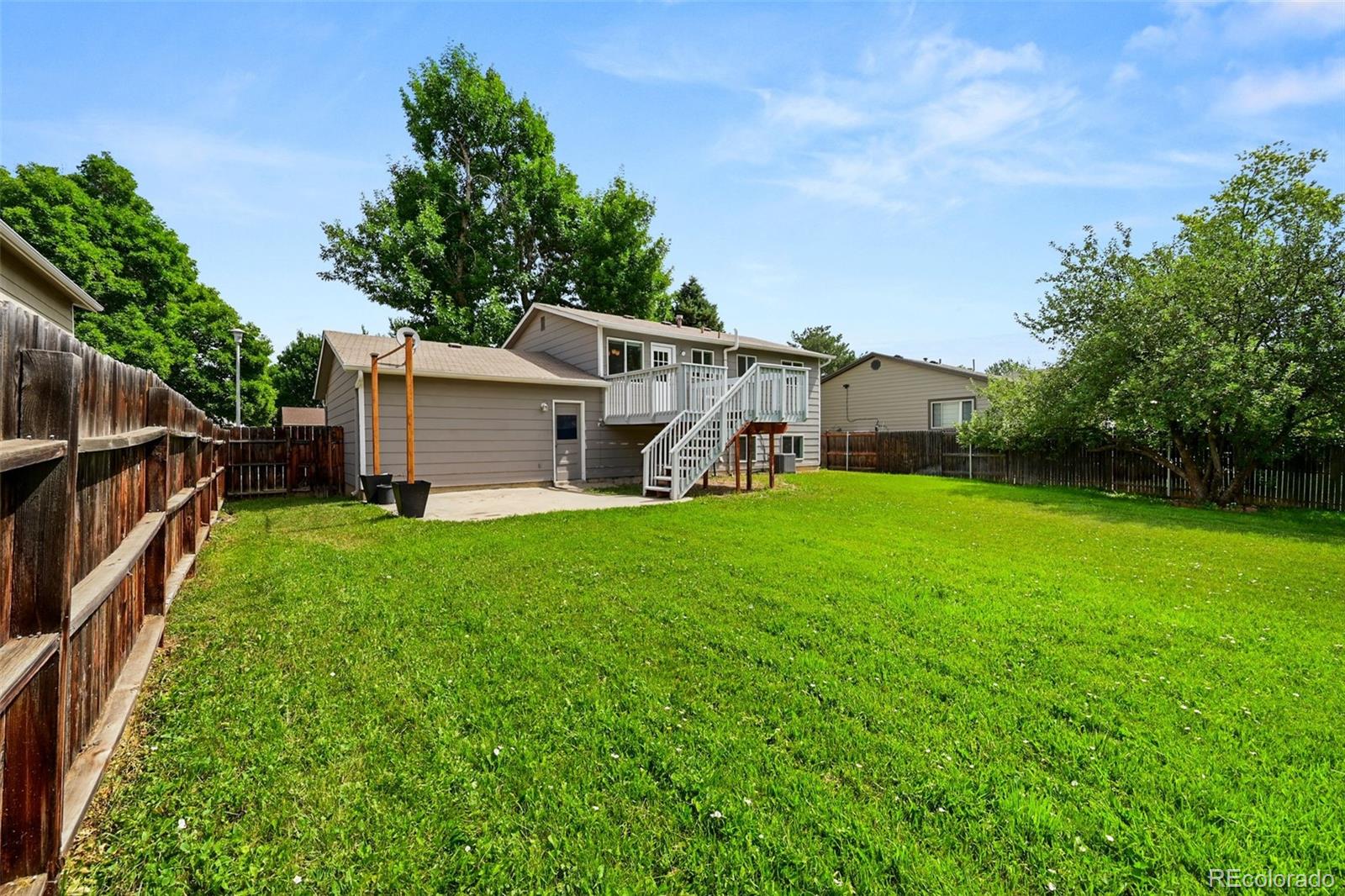 9196 W Maplewood Avenue