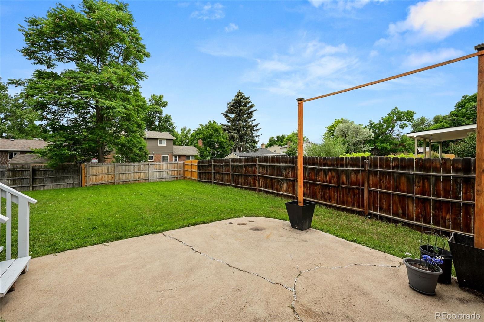 9196 W Maplewood Avenue