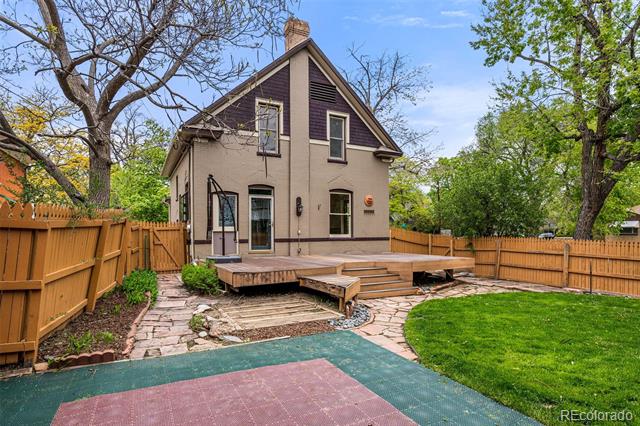 2250 N Hooker Street