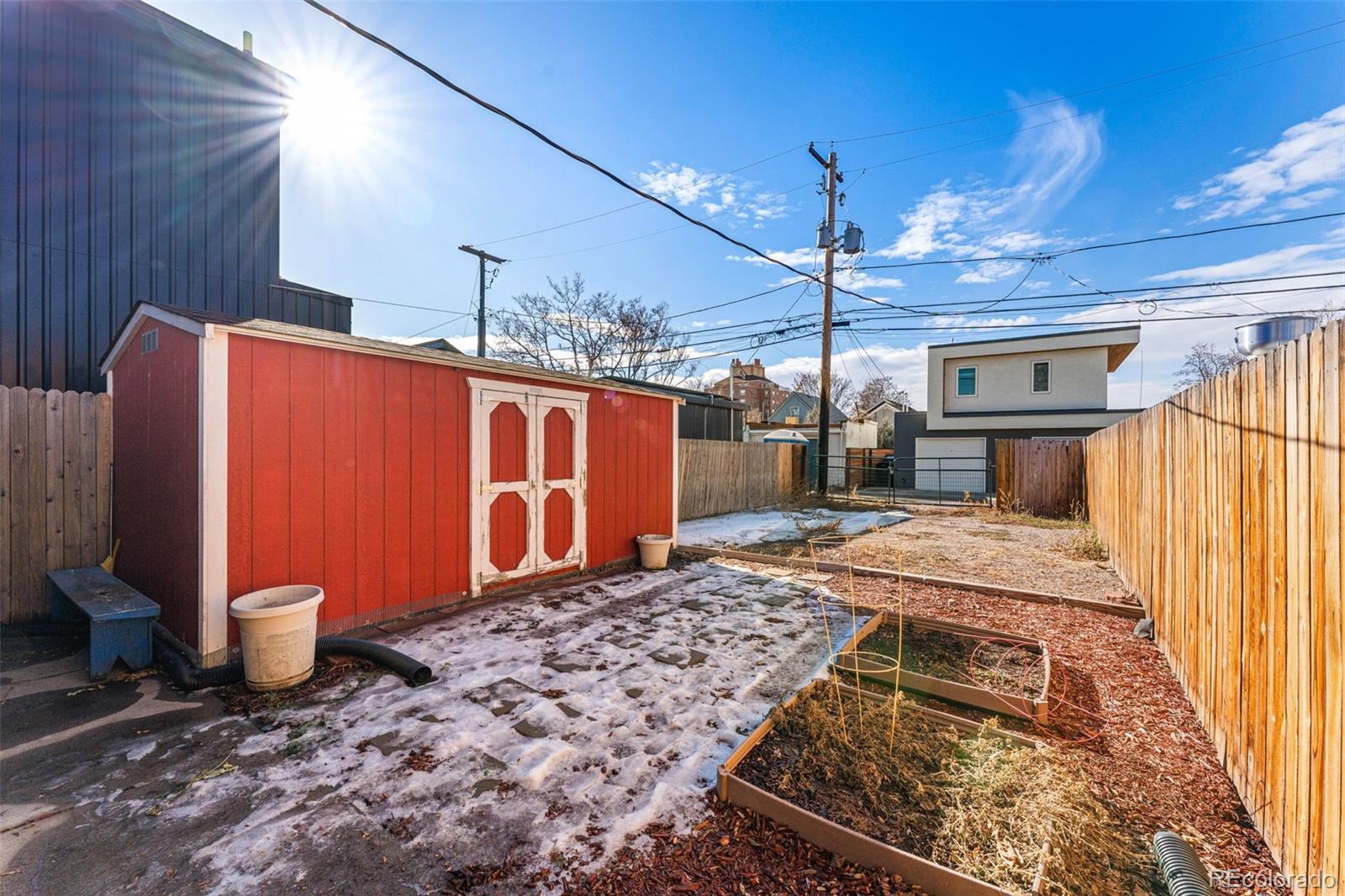 3417 N Humboldt Street