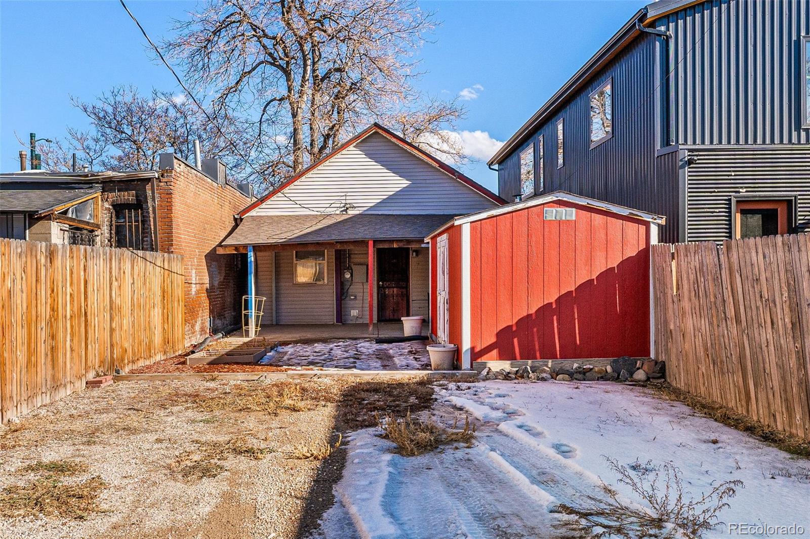 3417 N Humboldt Street