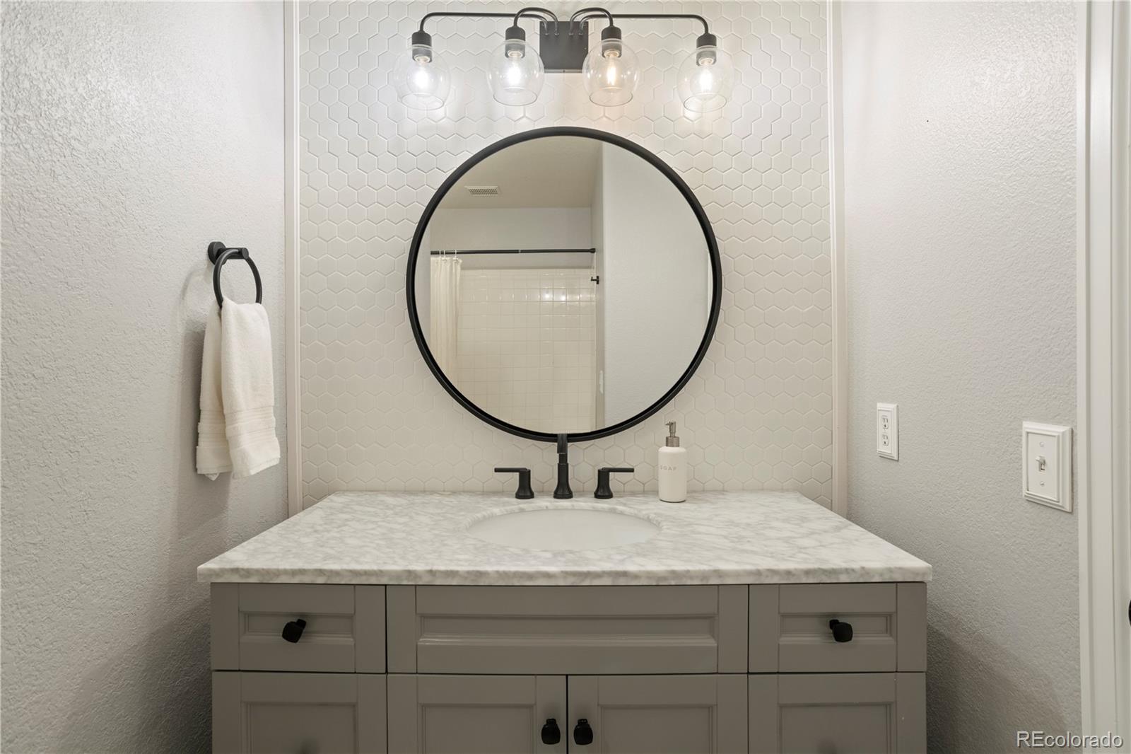 376 Rose Finch Circle