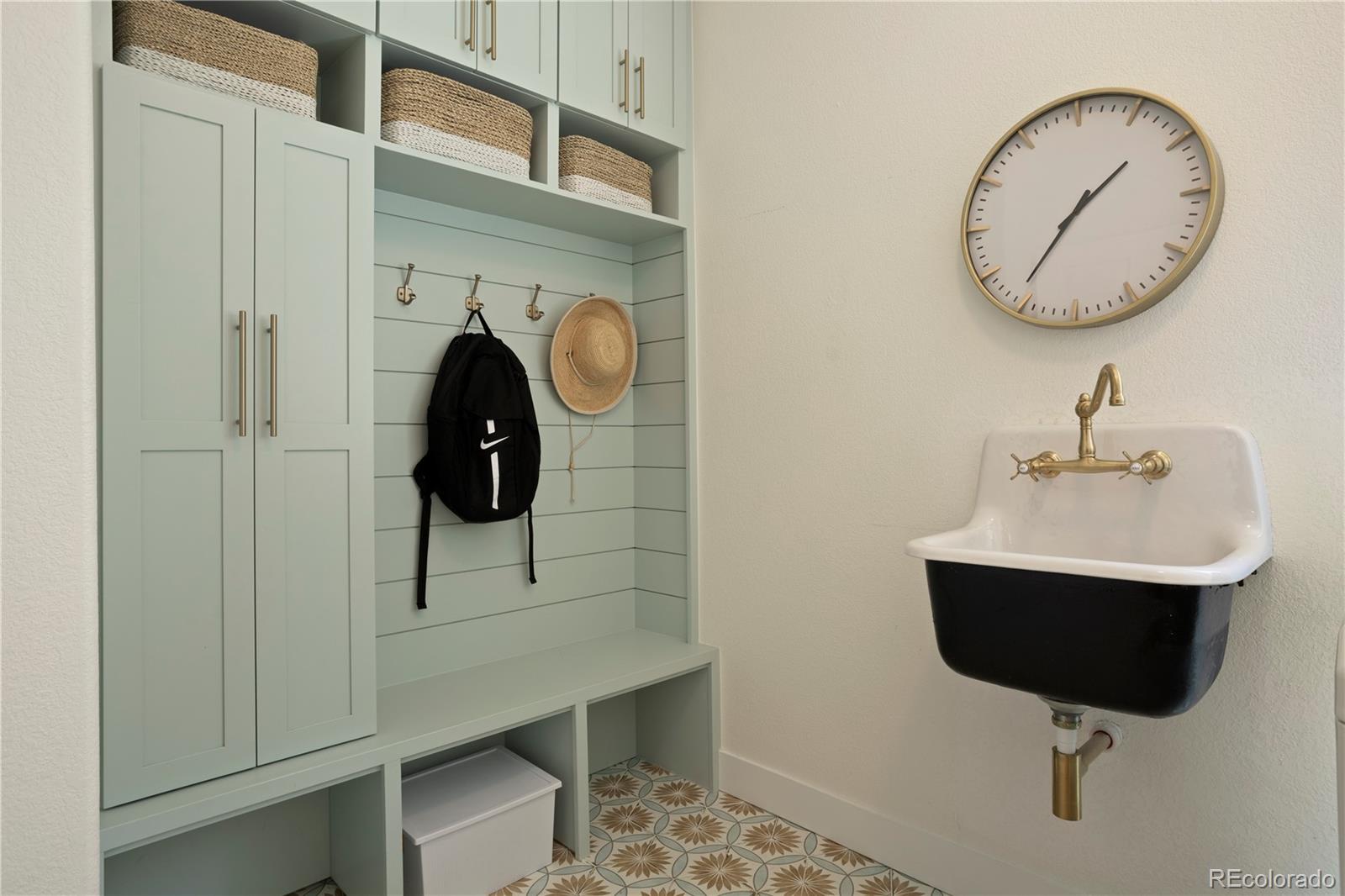 376 Rose Finch Circle