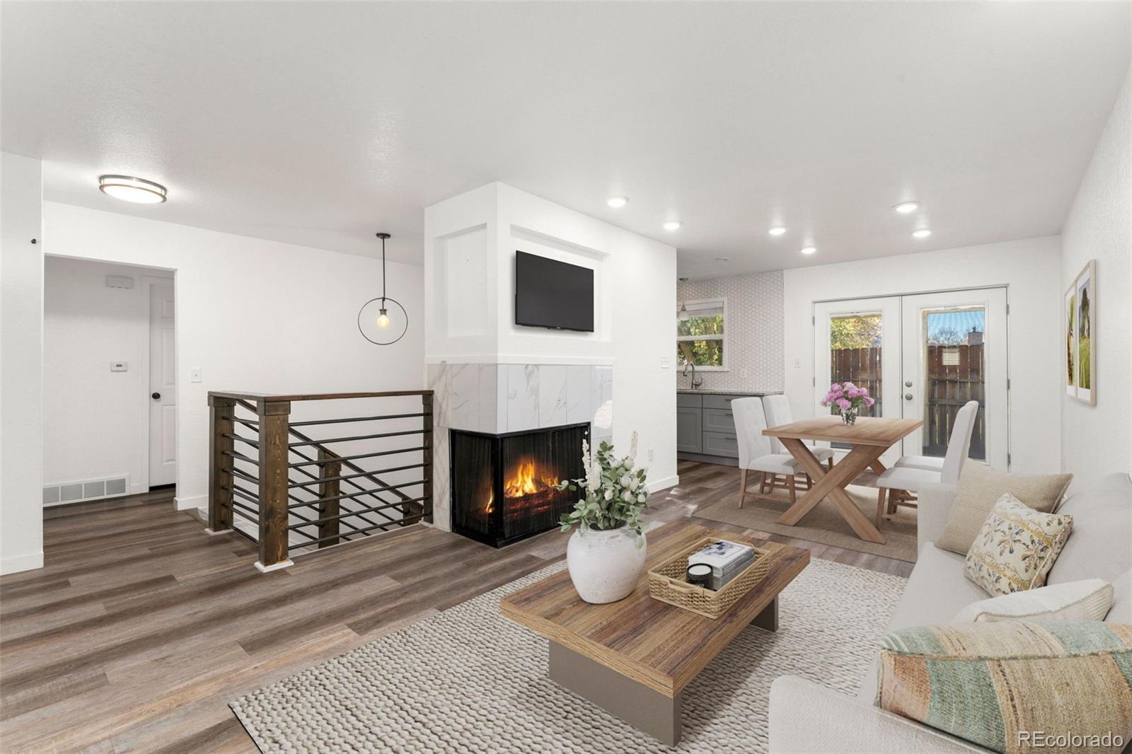 290 S 22nd Avenue