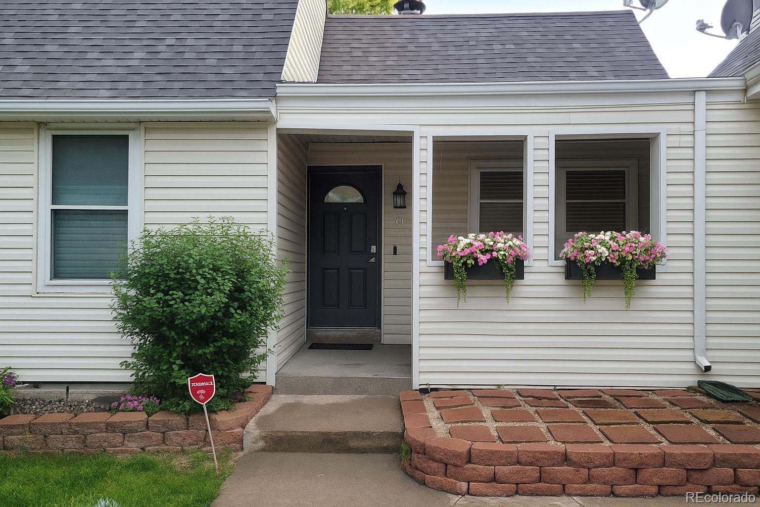 290 S 22nd Avenue
