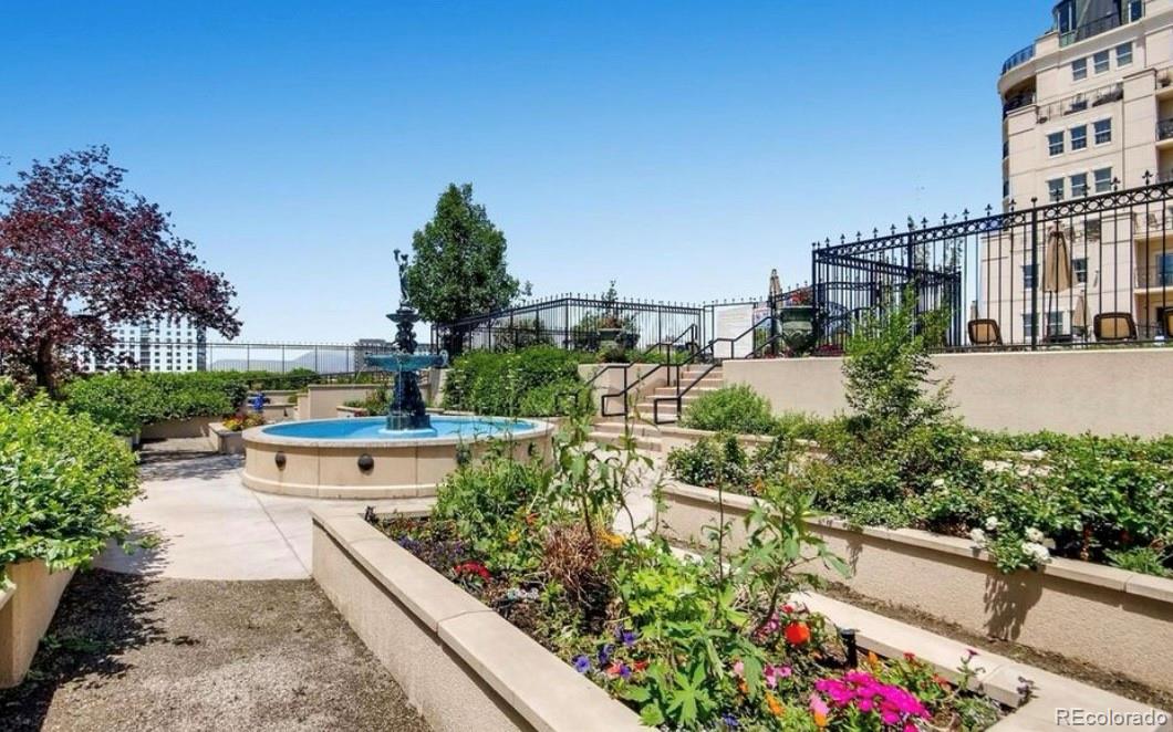 975 N Lincoln Street Unit: 8B
