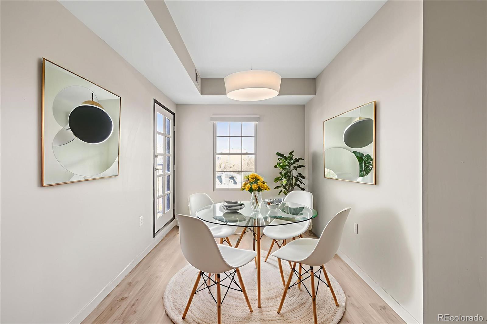 975 N Lincoln Street Unit: 8B