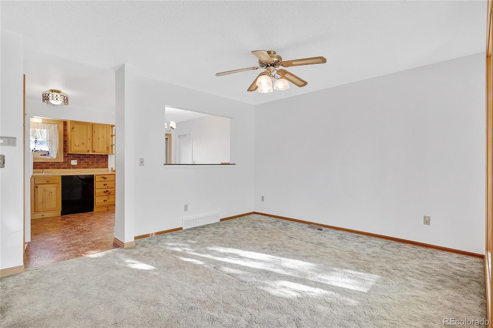 4608 S Alkire Street