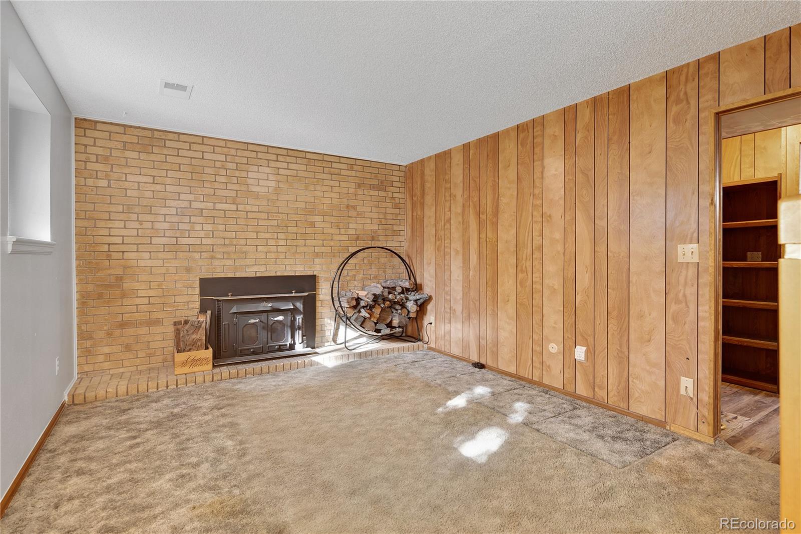 4608 S Alkire Street