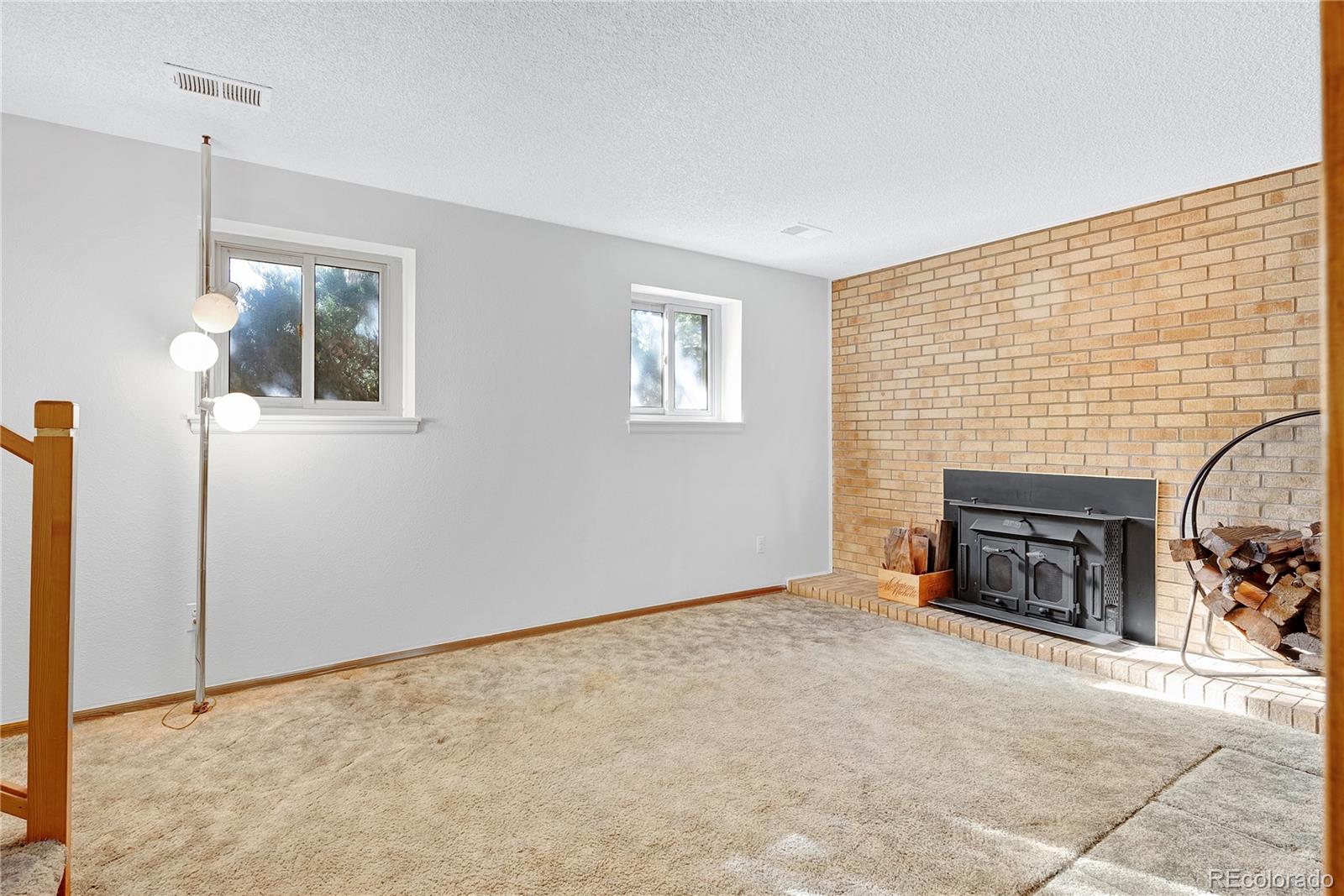 4608 S Alkire Street