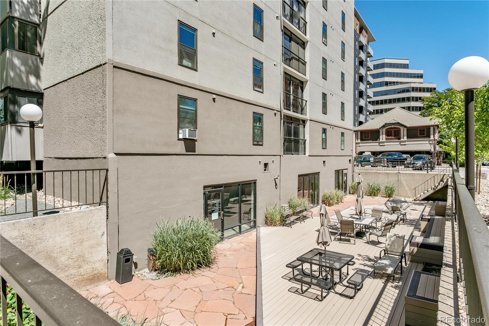 2 Adams Street Unit: 504