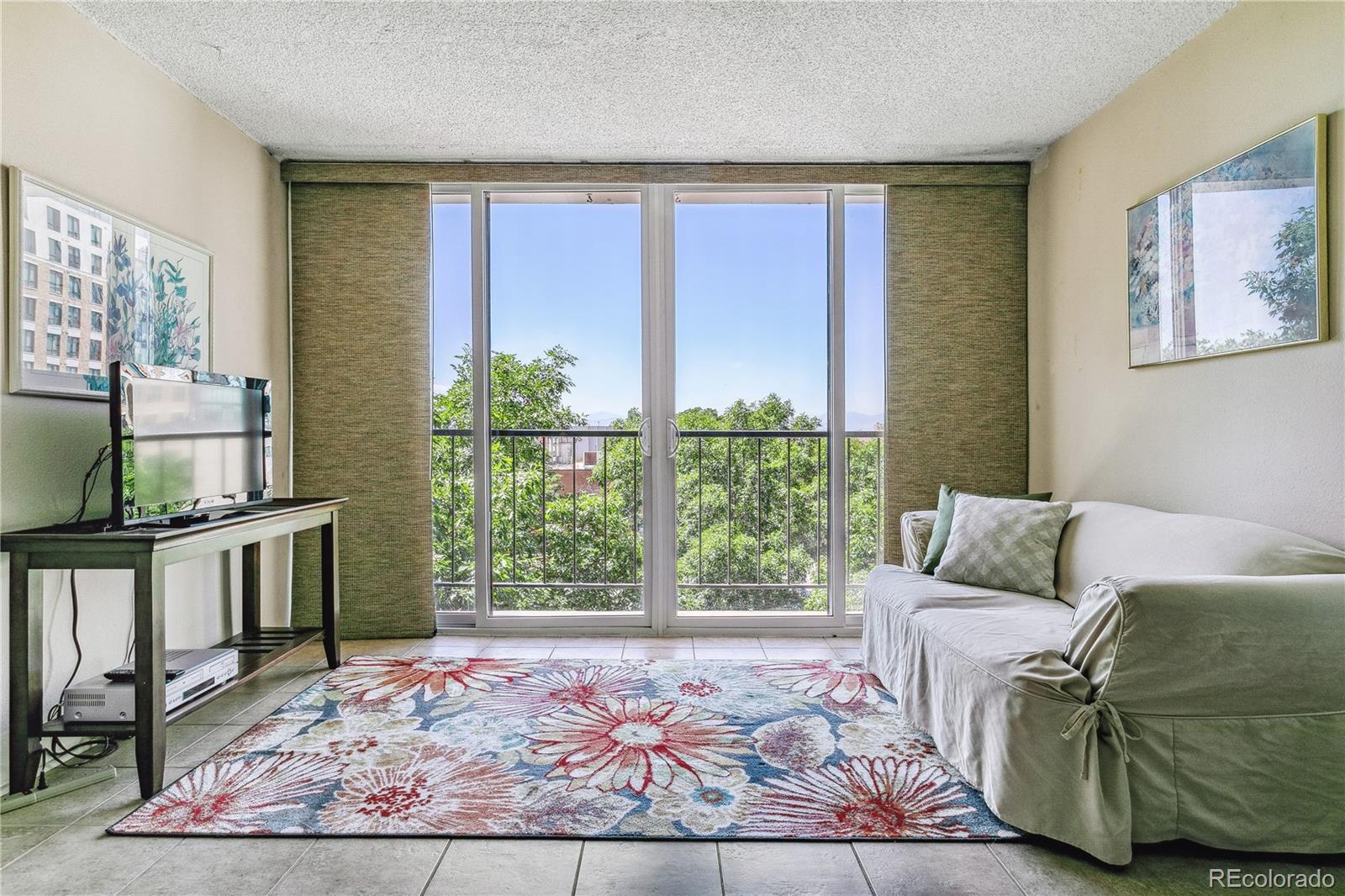 2 Adams Street Unit: 504