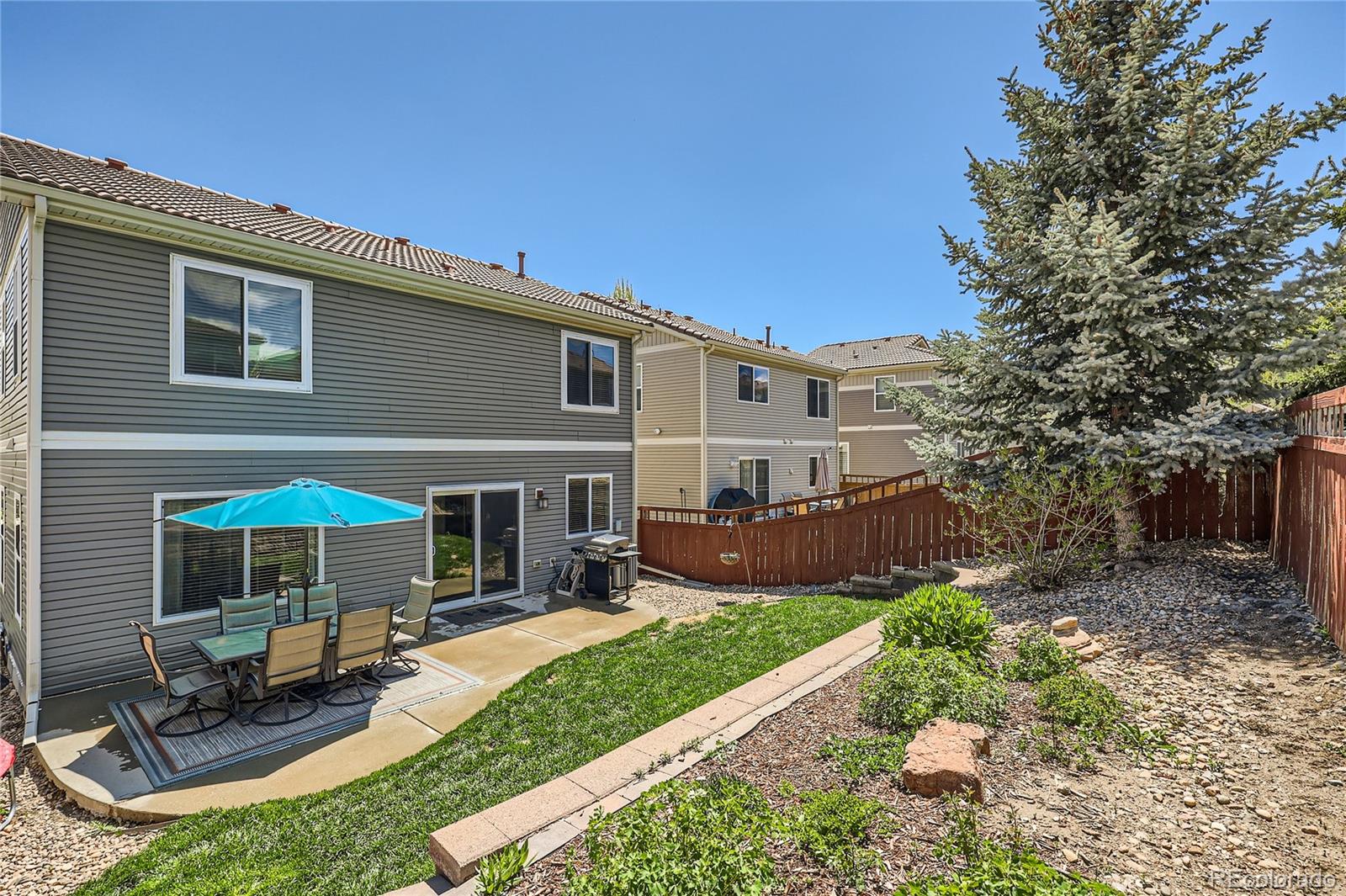 2389 Quartz Street