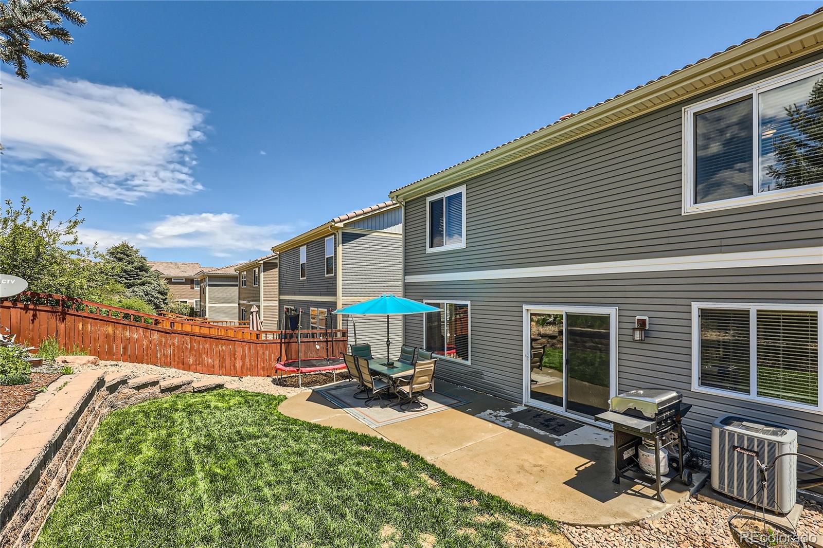 2389 Quartz Street