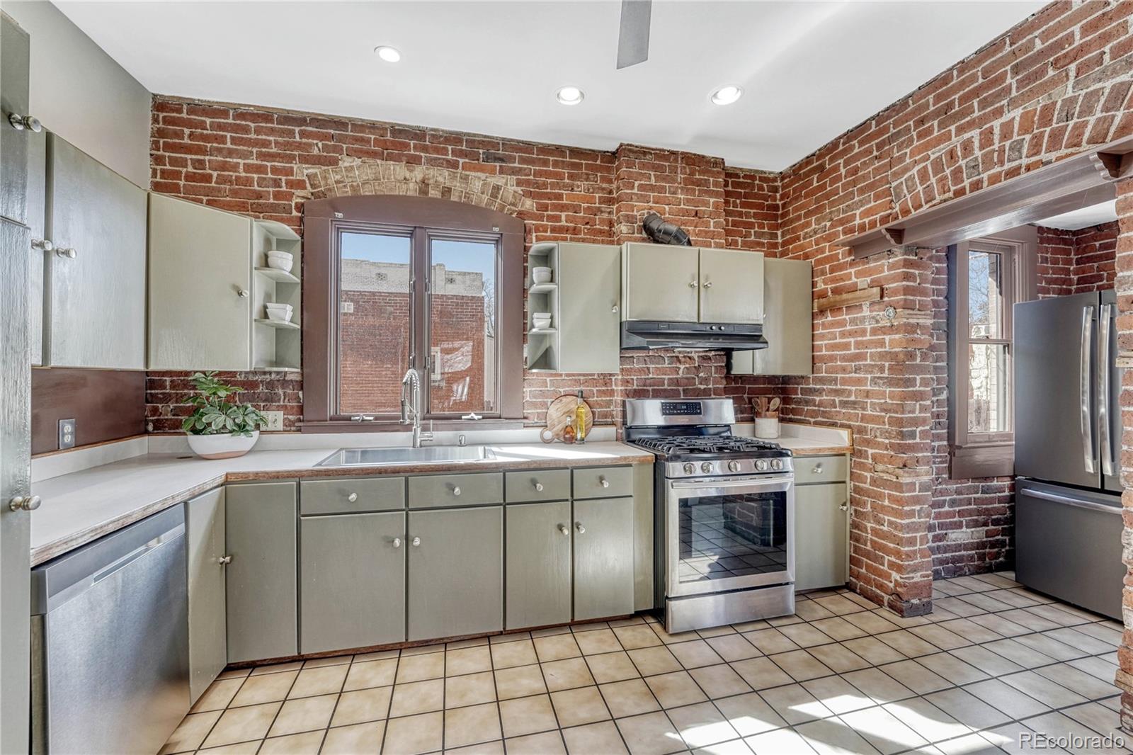 281 Cherokee Street