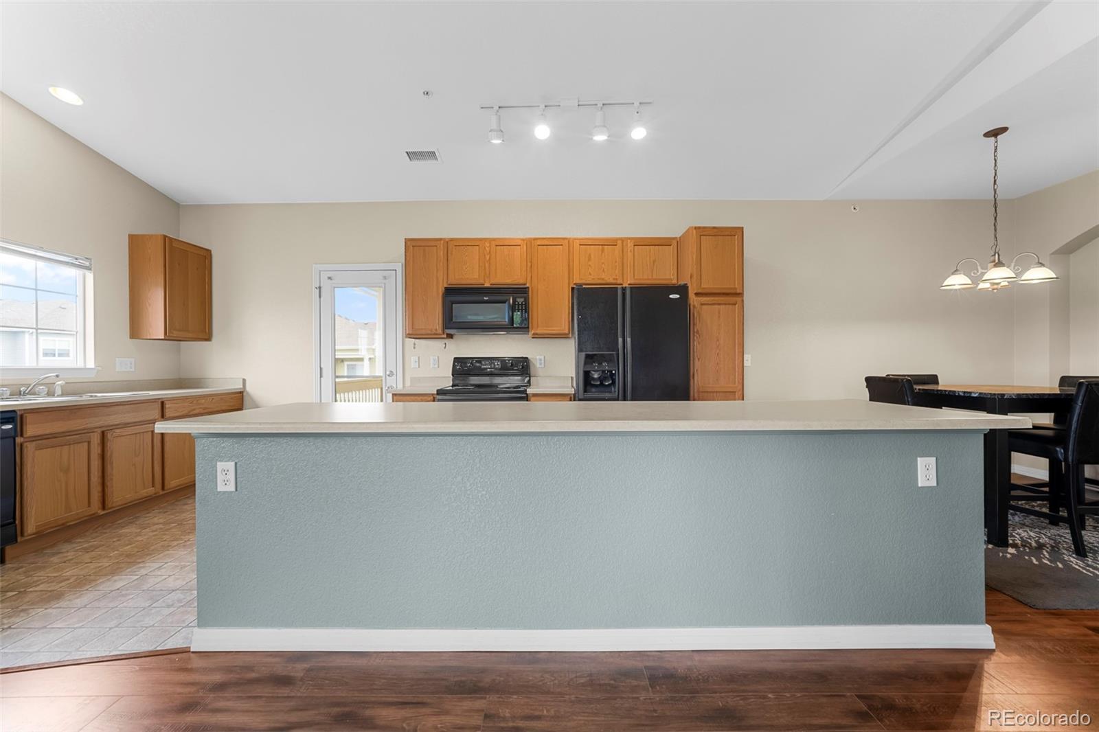 9569 Pearl Circle Unit: 201