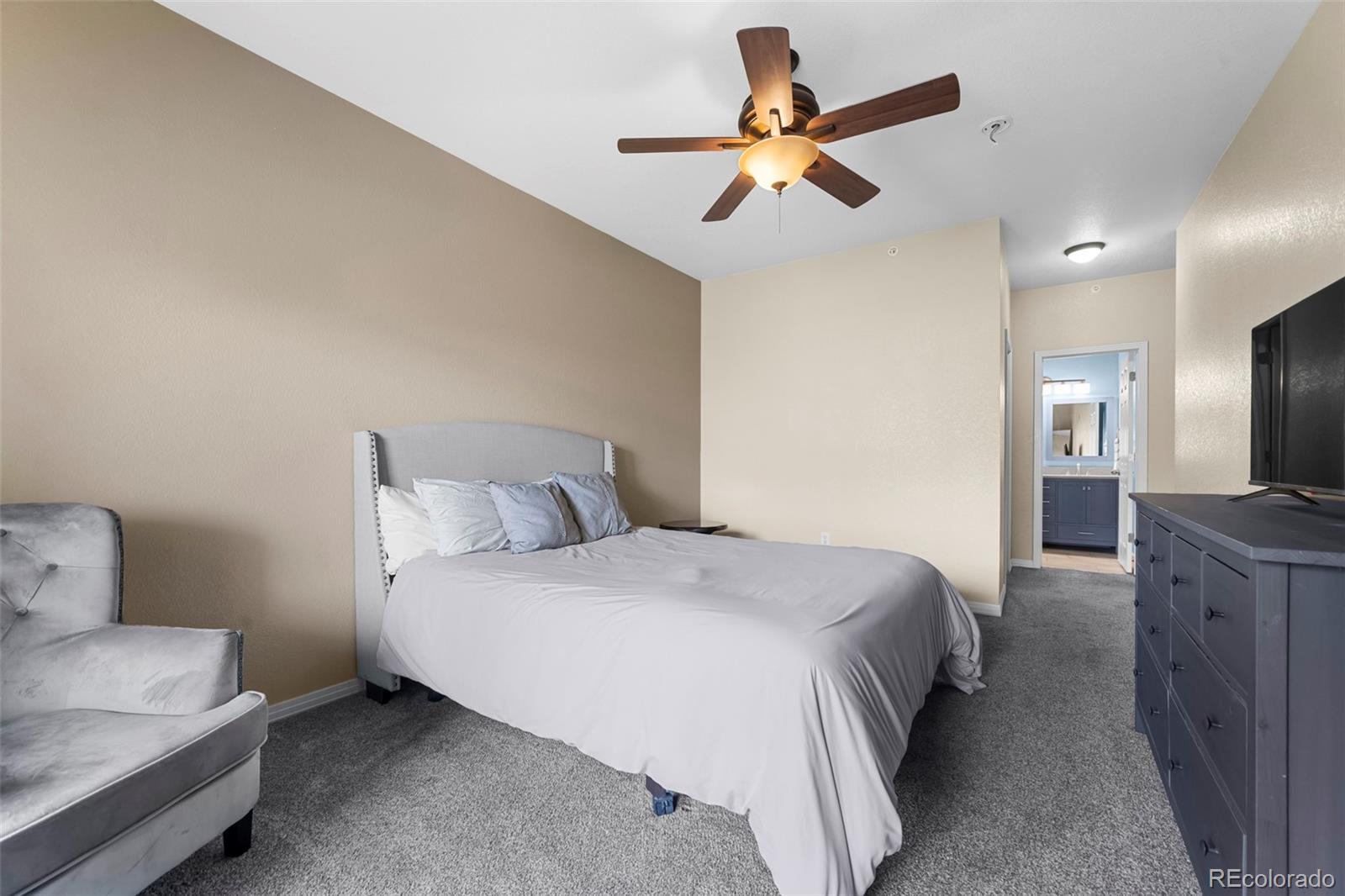 9569 Pearl Circle Unit: 201