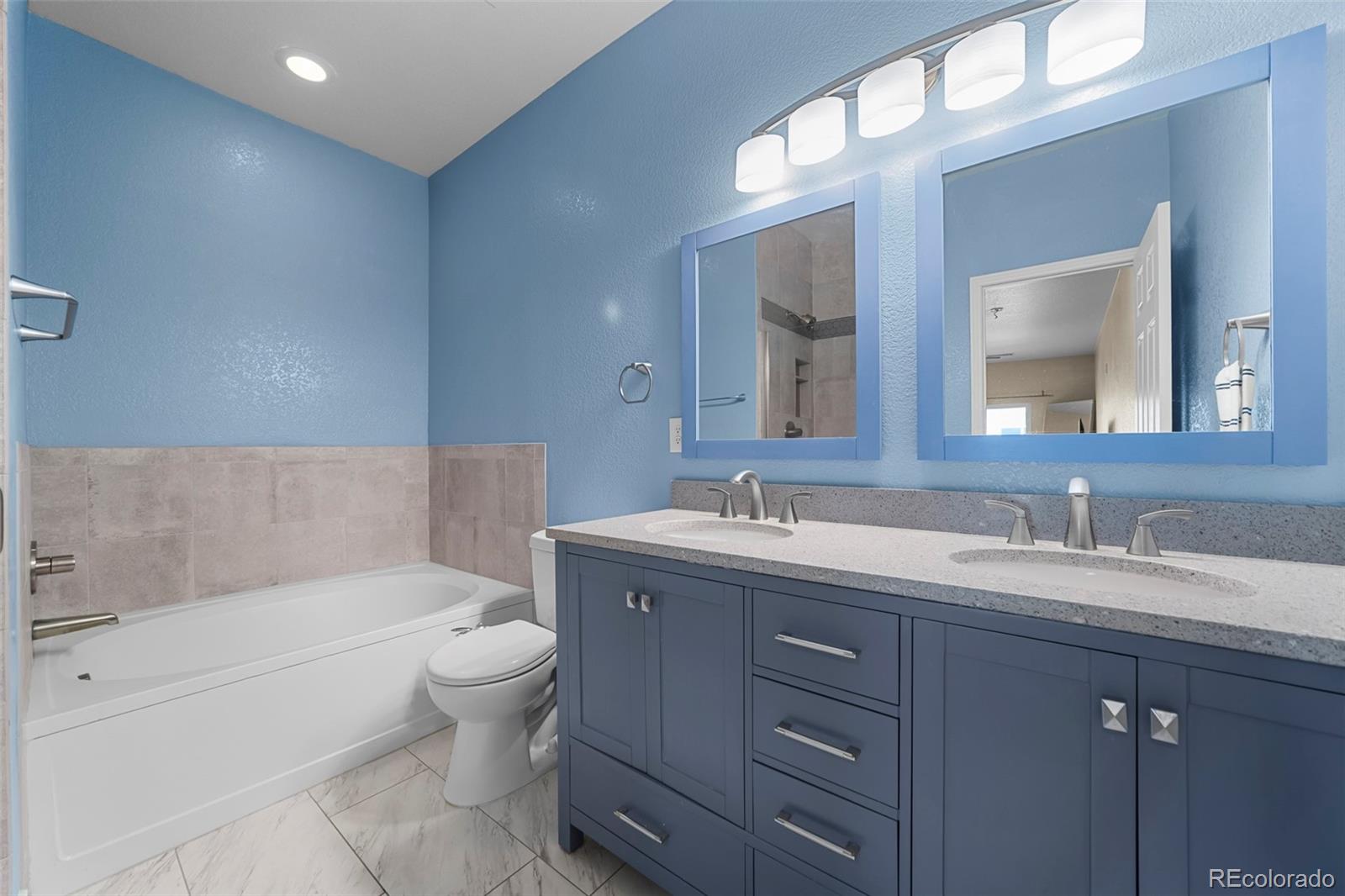 9569 Pearl Circle Unit: 201