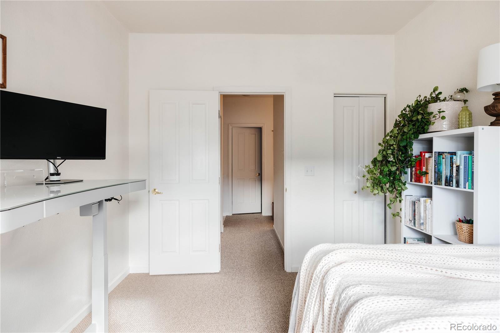 7428 S Alkire Street Unit: 205