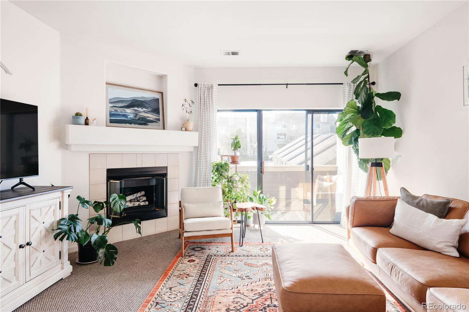 7428 S Alkire Street Unit: 205