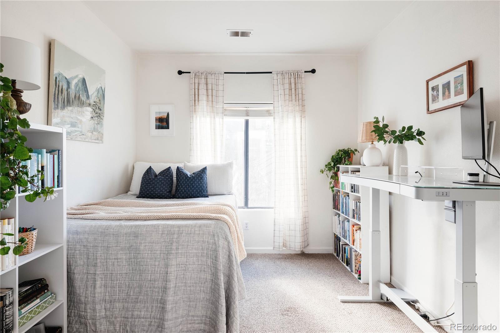 7428 S Alkire Street Unit: 205