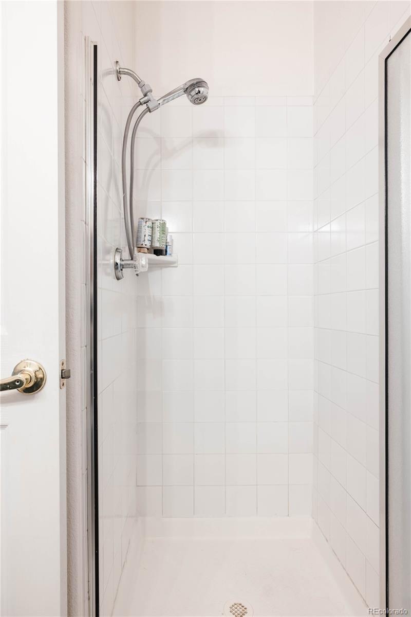 7428 S Alkire Street Unit: 205