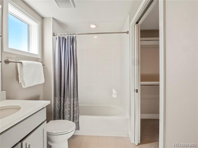 210 S Cherrywood Drive Unit: 303