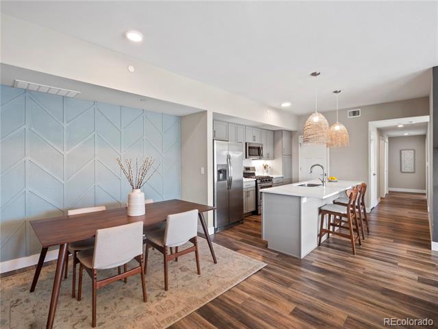 210 S Cherrywood Drive Unit: 303