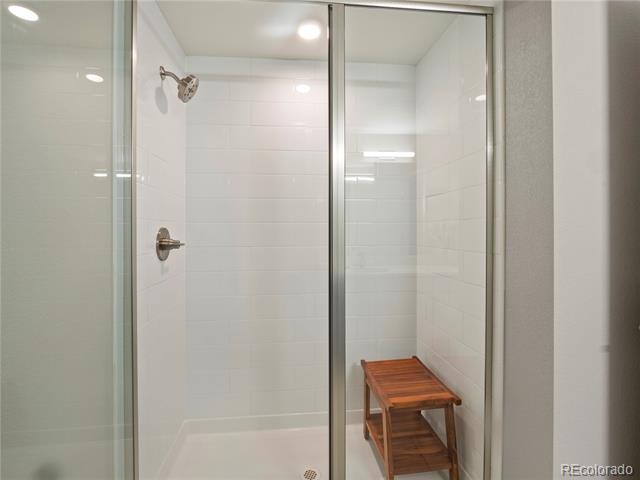 210 S Cherrywood Drive Unit: 303