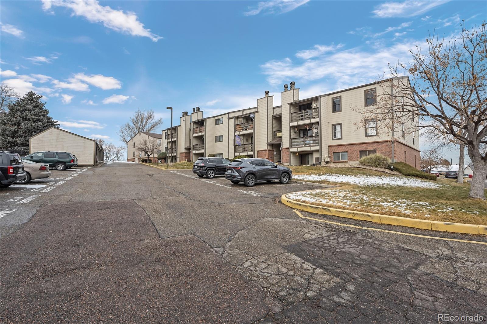 459 Wright Street Unit: 302