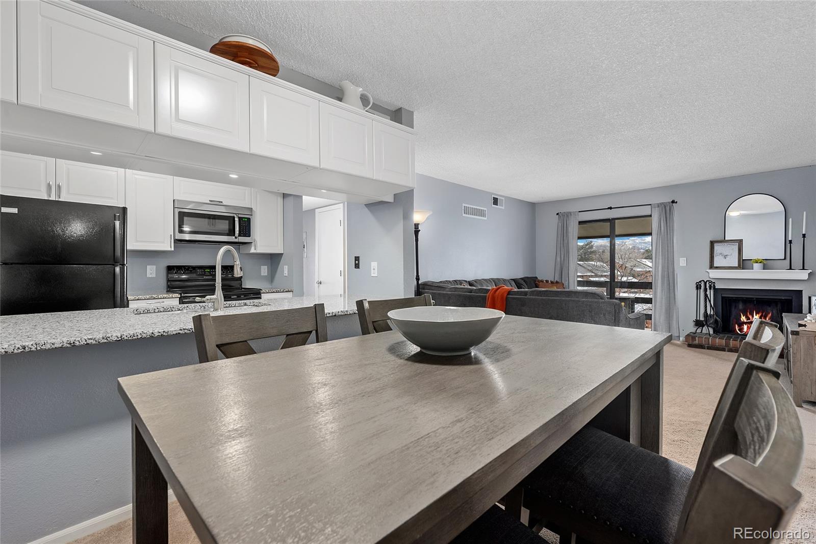 459 Wright Street Unit: 302
