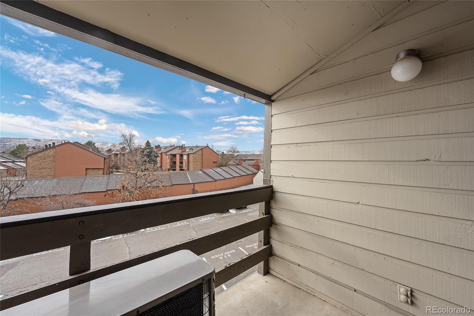 459 Wright Street Unit: 302