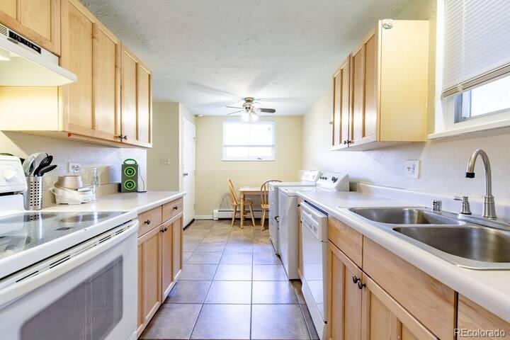 5401 E Warren Avenue Unit: 105