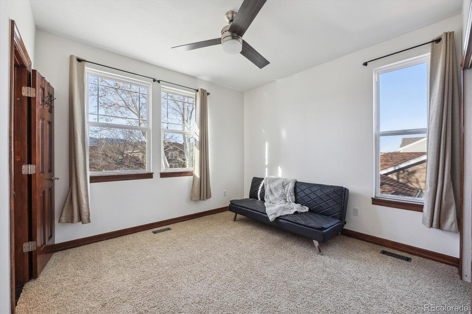 6389 Umber Circle