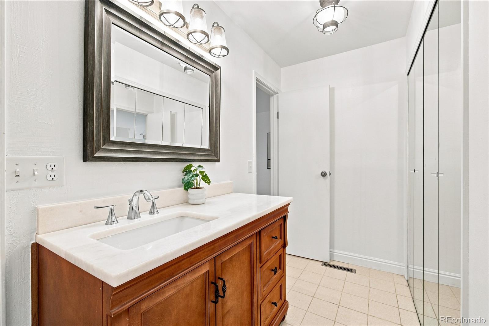 3850 Paseo Del Prado Unit: 36