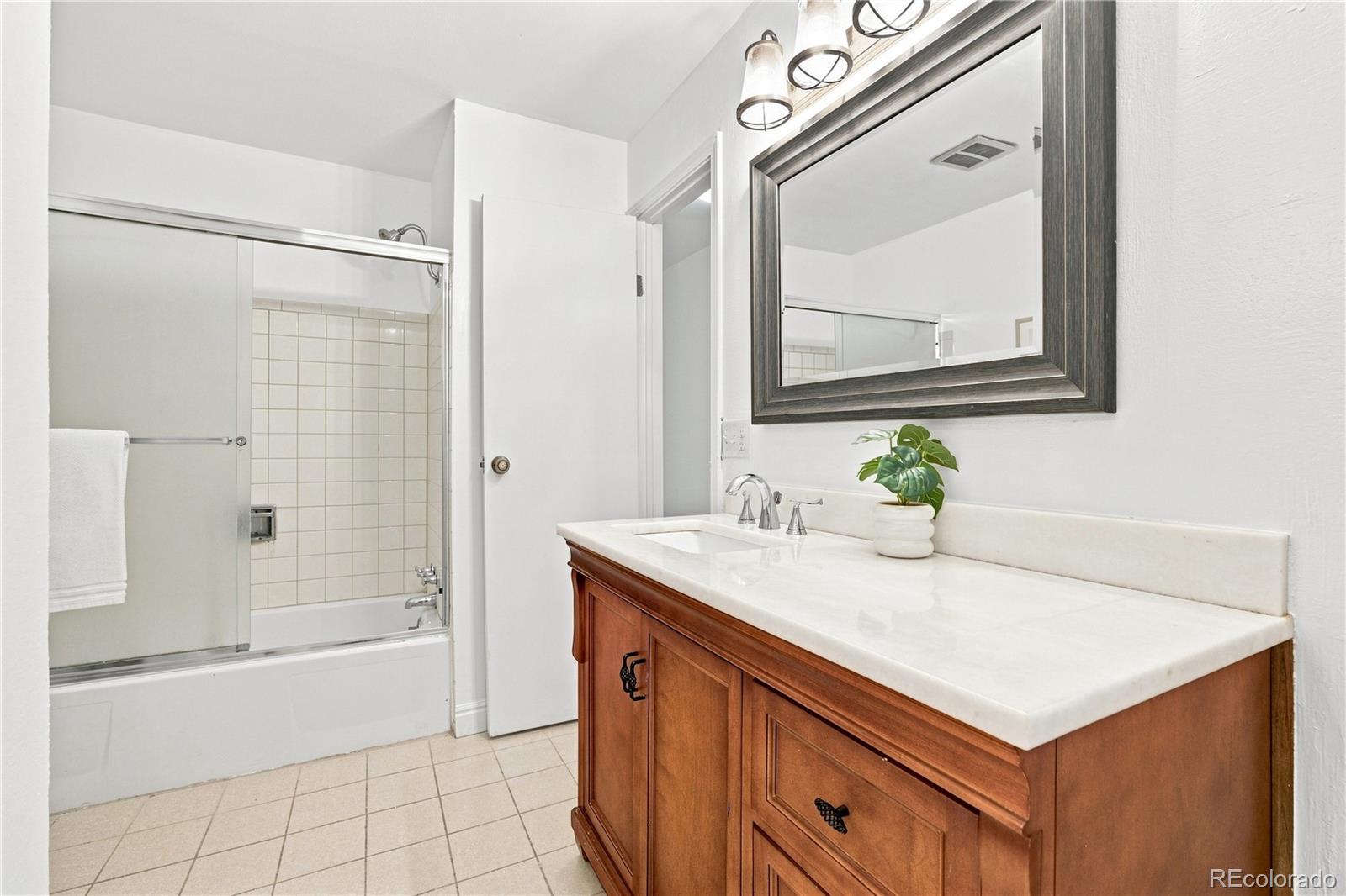 3850 Paseo Del Prado Unit: 36