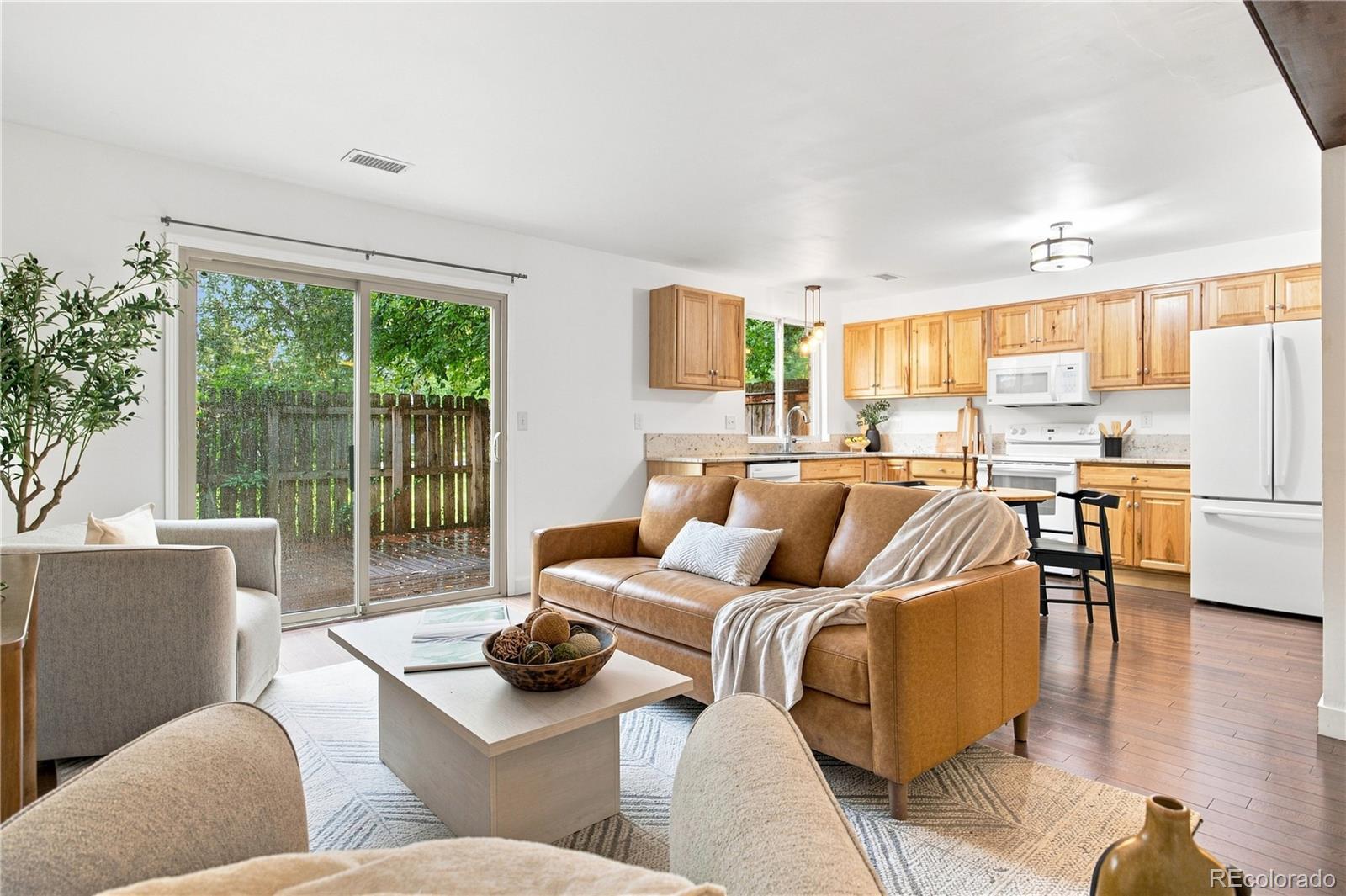 3850 Paseo Del Prado Unit: 36