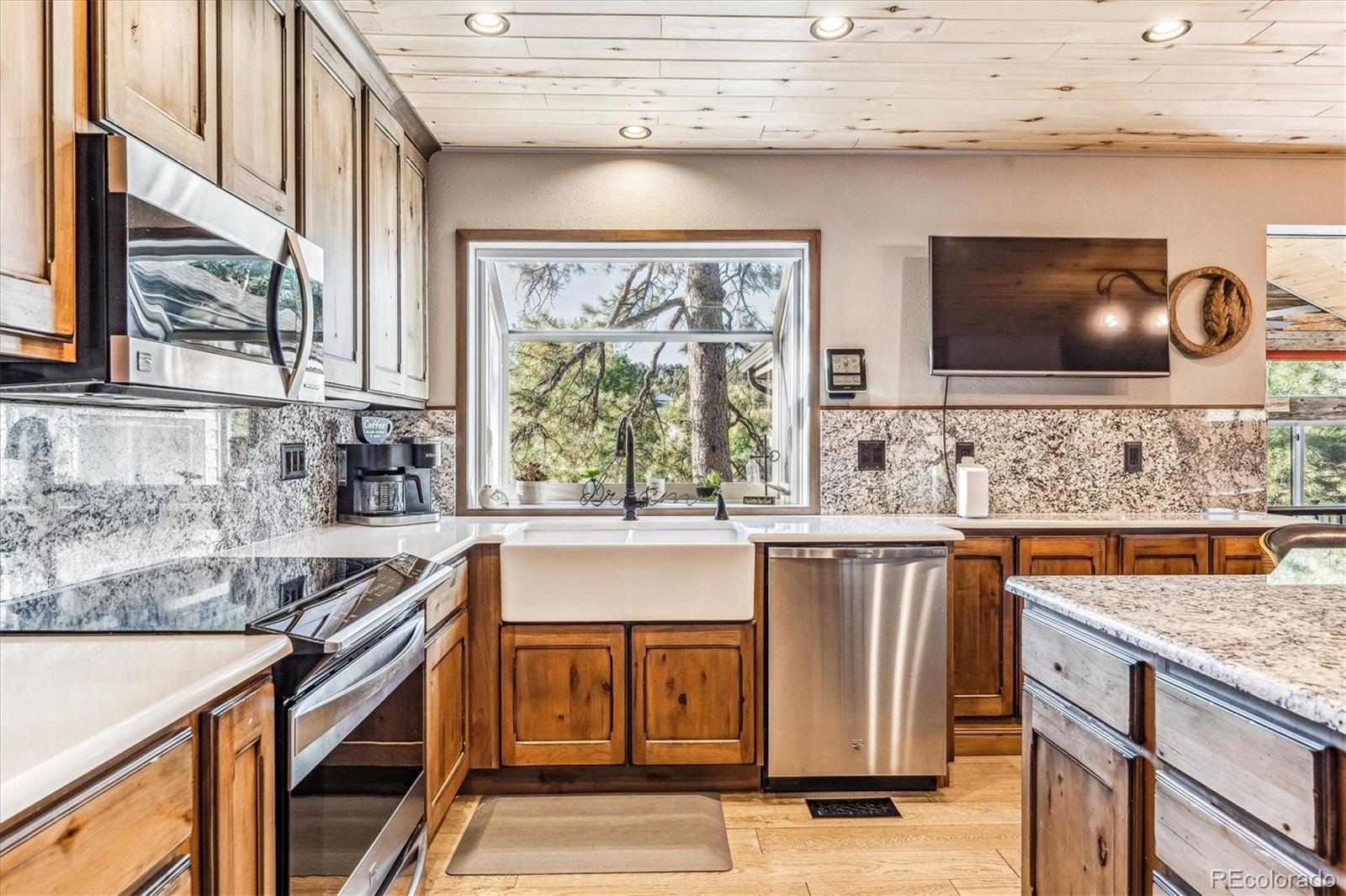 24130 Genesee Village Road