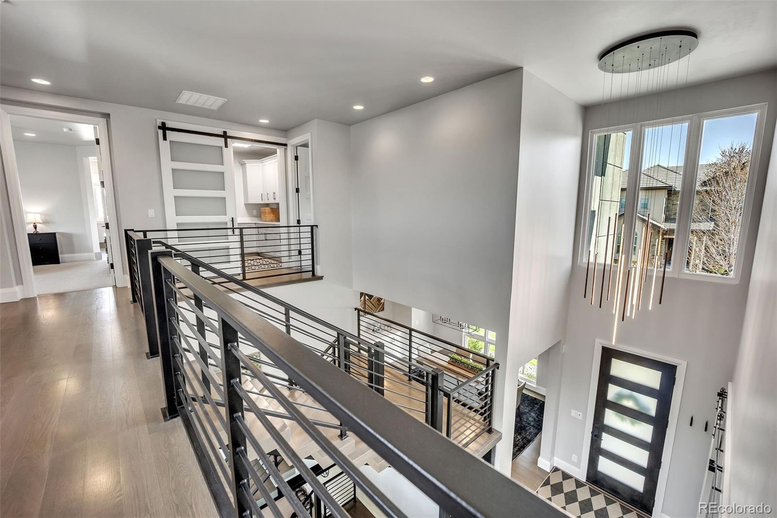 10095 S Shadow Hill Drive